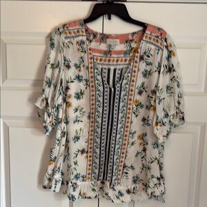 Lucky Brand Cream Flutter Sleeve Blouse